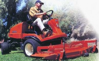 Segadora Kubota F3680